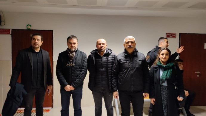 18 gazetecinin yurt dışı yasağının devamına karar verildi