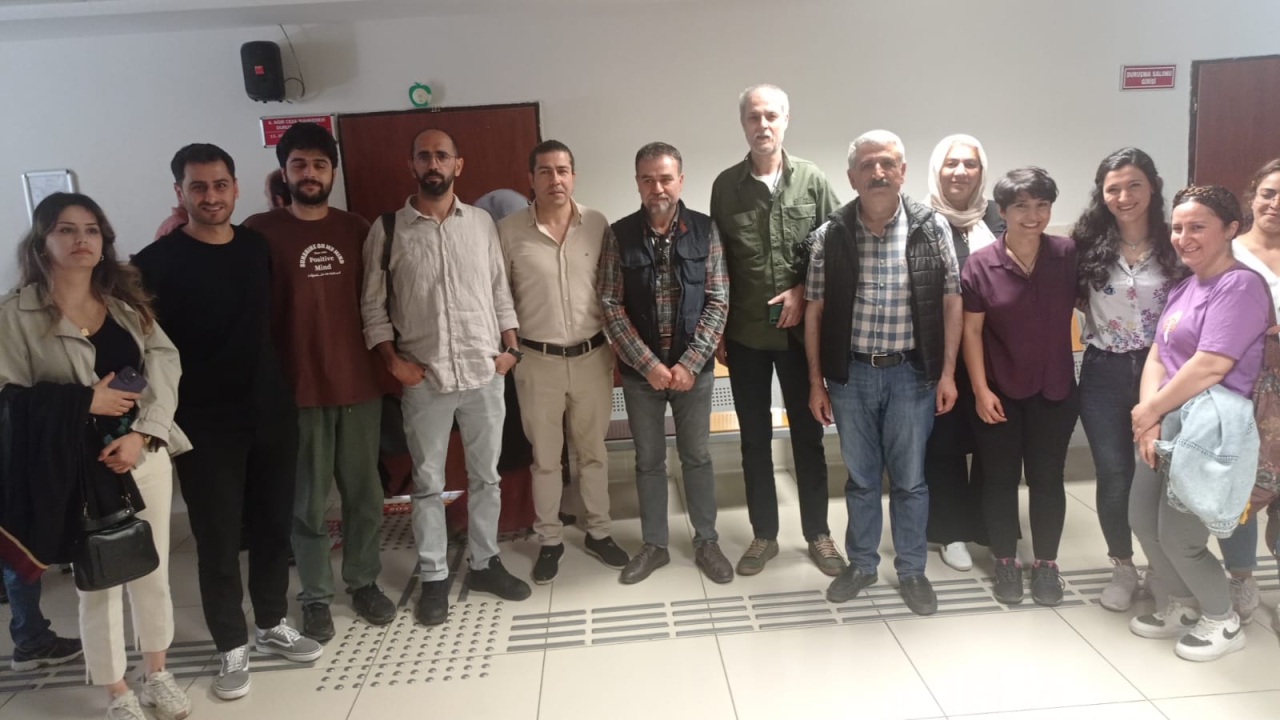 20 gazetecinin davasında adli kontrol kaldırılmadı