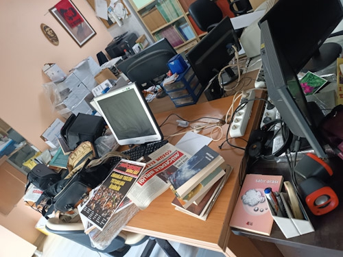 İstanbul'da gazete bürosuna baskın: Gazeteciler gözaltında