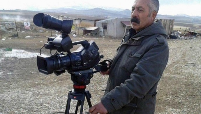 Silahla oy kullanmak isteyen korucuyu haberleştiren gazeteciye dava