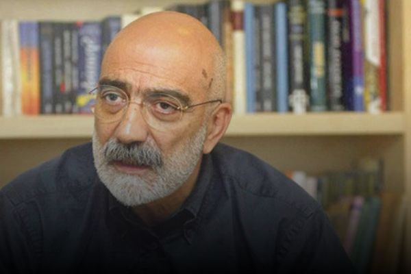 Ahmet Altan'ın yargılandığı dava ertelendi
