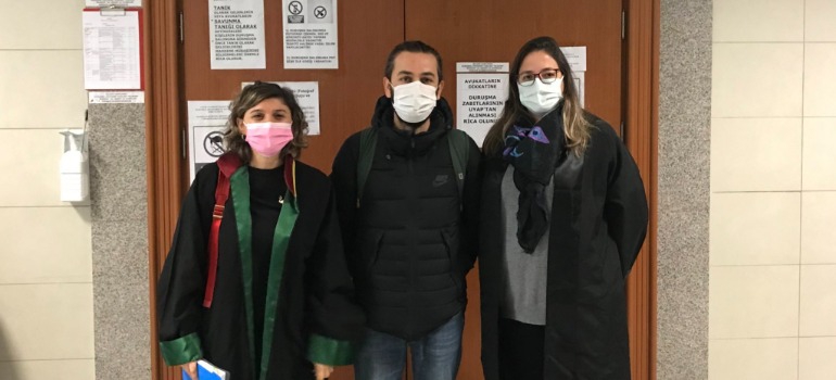 Ali Ergin Demirhan'a "cumhurbaşkanına hakaretten" para cezası