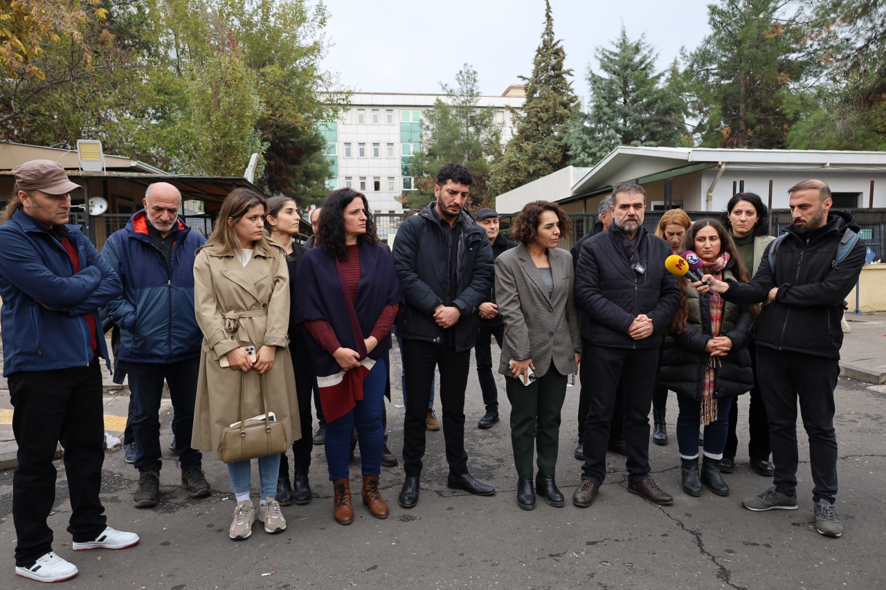 “Gazetecilere yönelik bu baskılar onları sahadan koparamayacak “