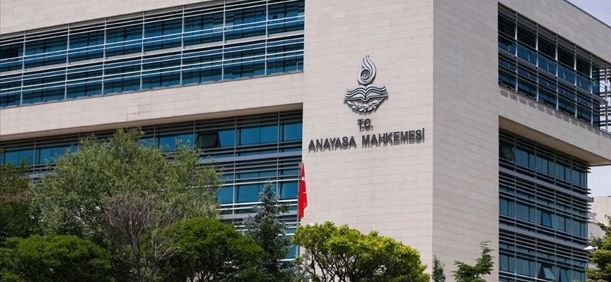 Sedef Kabaş'a AYM'den ret