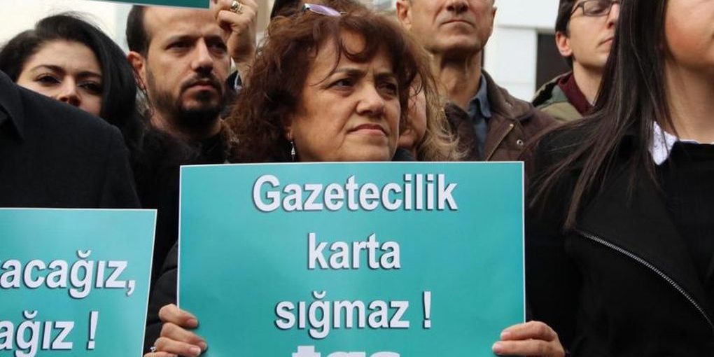 Danıştay, basın kartı yönetmeliğinin yürütmesini durdurdu