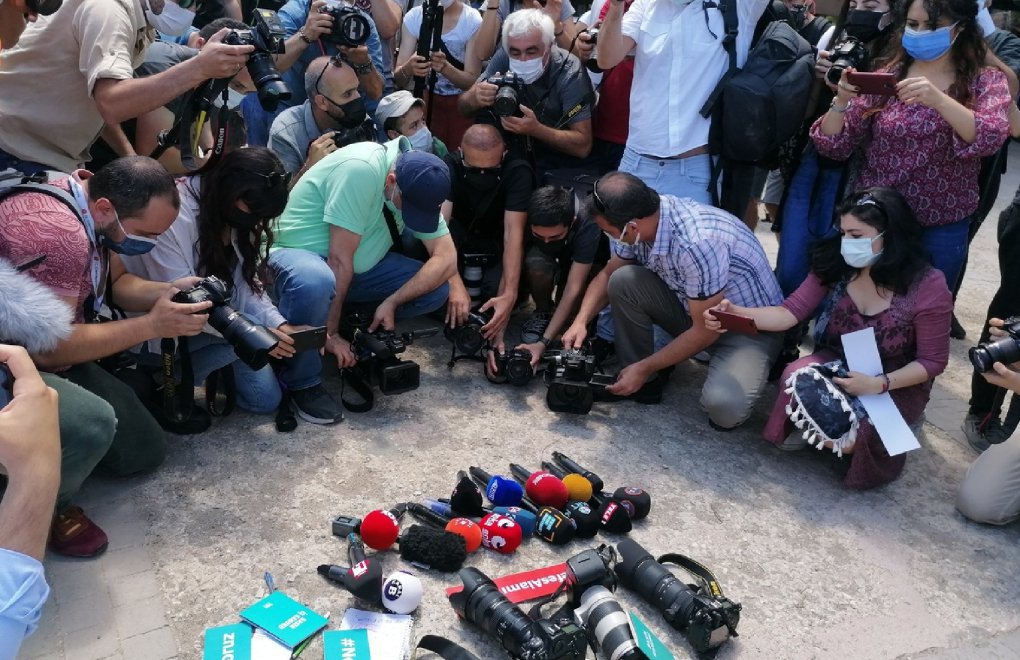 Gazetecilik örgütleri: Meslekte asgari ücretin altında maaş alanlar var