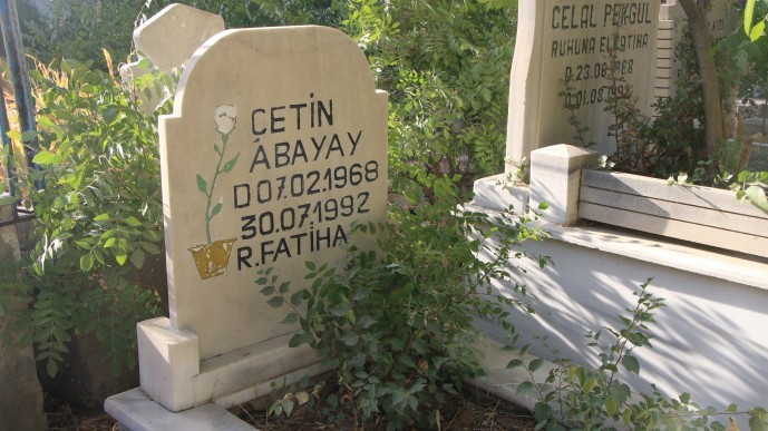 Çetin Abayay mezarı başında anıldı