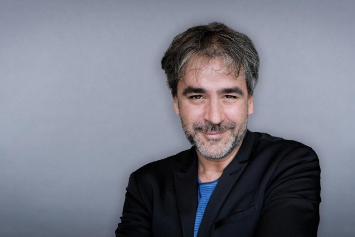 Gazeteci Deniz Yücel hakkındaki yakalama kararı kaldırılmadı