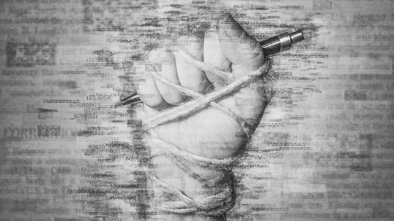 Gazeteciler 'dezenformasyon yasasına' neden karşı çıkıyor?