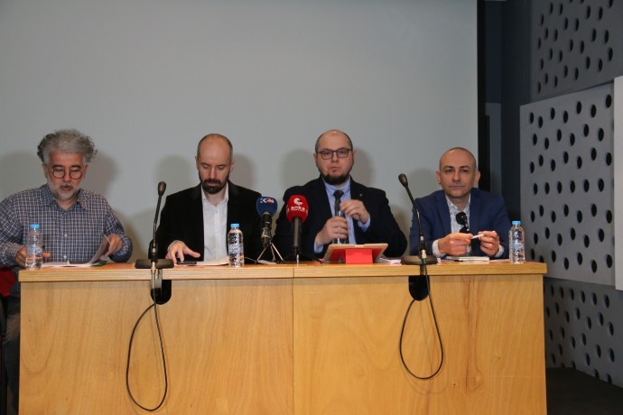 ‘Kürt basınına yönelik saldırılar manzarayı ortaya koyuyor’