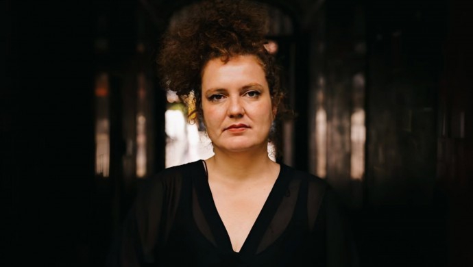 Gazeteci Elif Akgül'e 'propagandadan' beraat