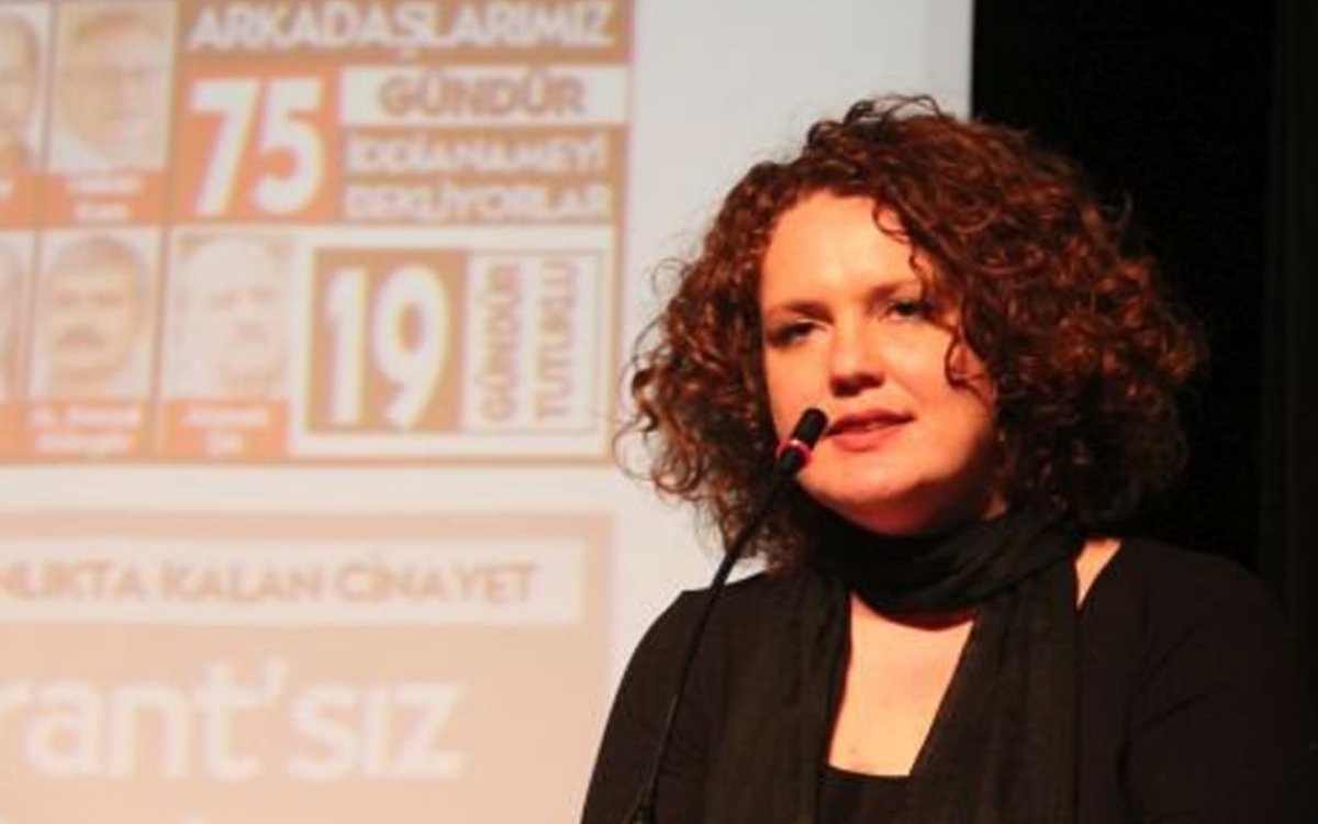 Gazeteci Elif Akgül tahliye edildi