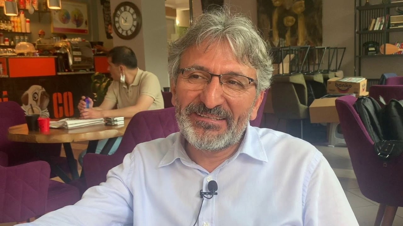 Evrensel yazarı Ender İmrek’e ‘Erdoğan’a hakaretten’ dava