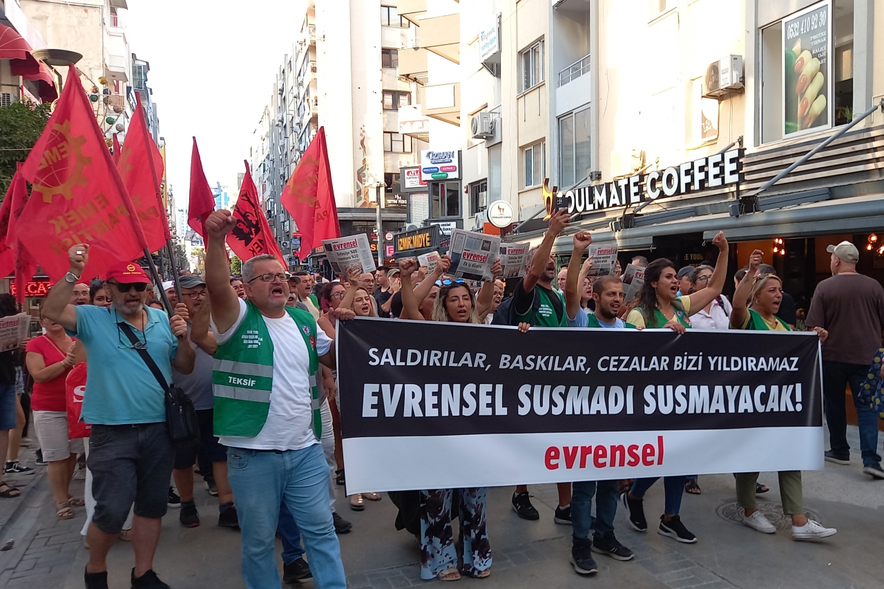 Evrensel'e saldırı İzmir’de kınandı