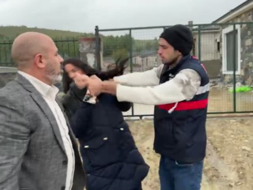 İzmir’de gazetecilere saldırı ve tehdit