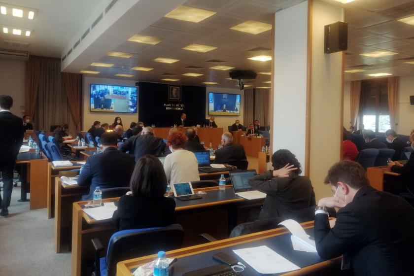 Gazetecilere ceza öngören düzenleme tekliften çıkarıldı