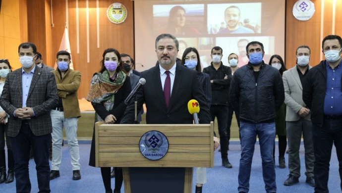 Van’da tutuklu gazeteciler için açıklama