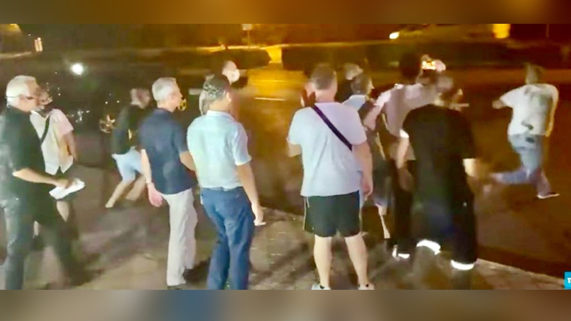 Halk TV yayınına baskın! "Yanlış konuştuğunuzda engelleriz!"