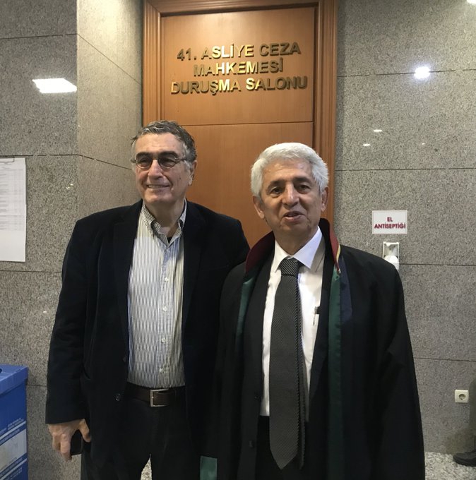 Hasan Cemal, "Cumhurbaşkanı'na zincirleme hakaret" davasında beraat etti