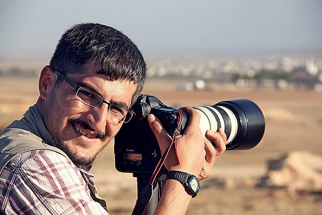 Gazeteci Hayri Demir’e açılan tazminat davası ertelendi