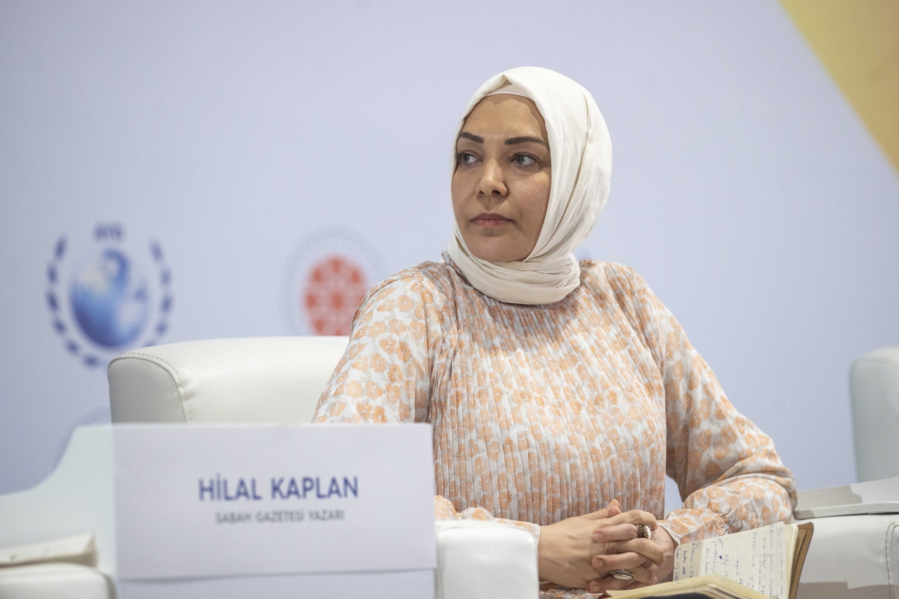 Hilal Kaplan, bin 600 içeriğe erişim engeli kararı aldırdı