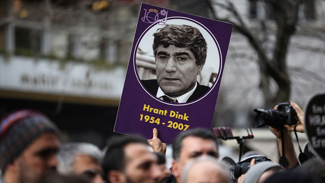 Kamu görevlilerinin yeniden yargılandığı Hrant Dink davası ertelendi
