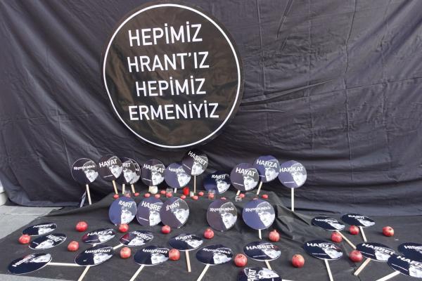 Hrant Dink vurulduğu Sebat Apartmanı önünde anıldı