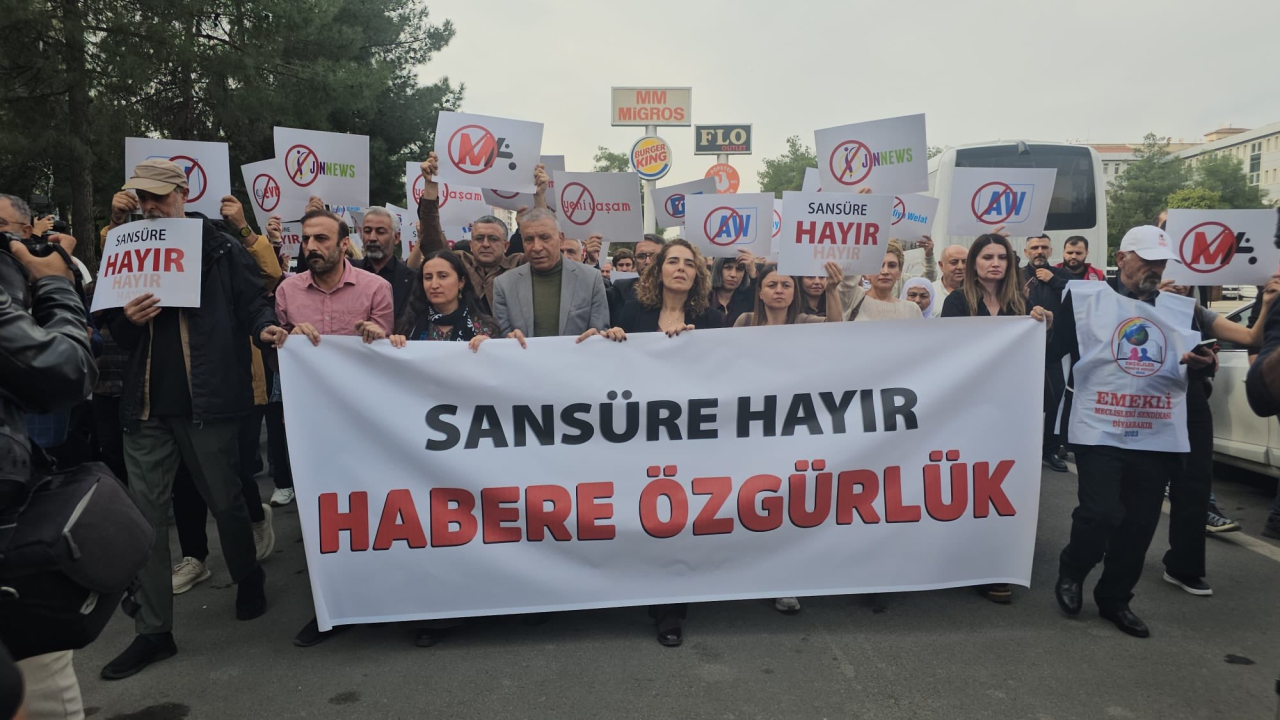 Gazeteciler 10 kentte alanlarda: Özgür Basın yoksa özgür toplum da yoktur