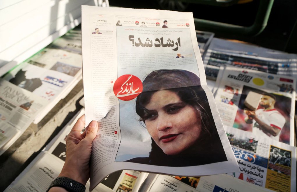 İran'da 3 kadın gazeteci tutuklandı