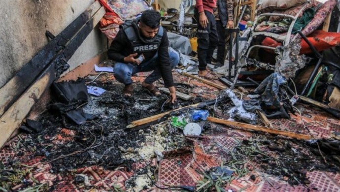 Gazze’de ağır yaralanan gazeteci yaşamını yitirdi