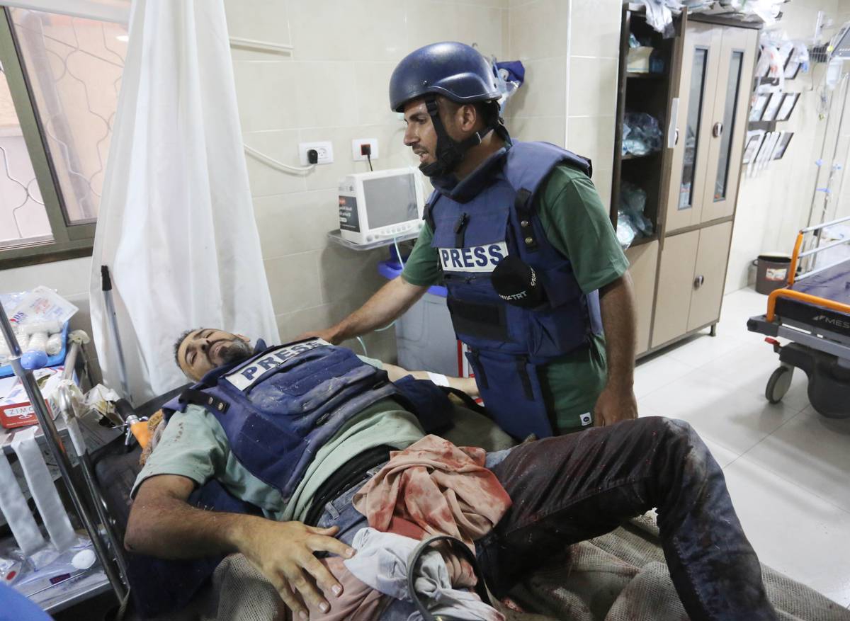 İsrail'in saldırılarında 3 gazeteci yaralandı