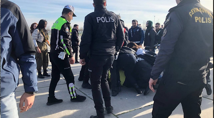 İstanbul Newroz’unda gazetecilere polis şiddeti