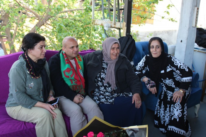 Gazeteci Kenan Karavil tahliye edildi