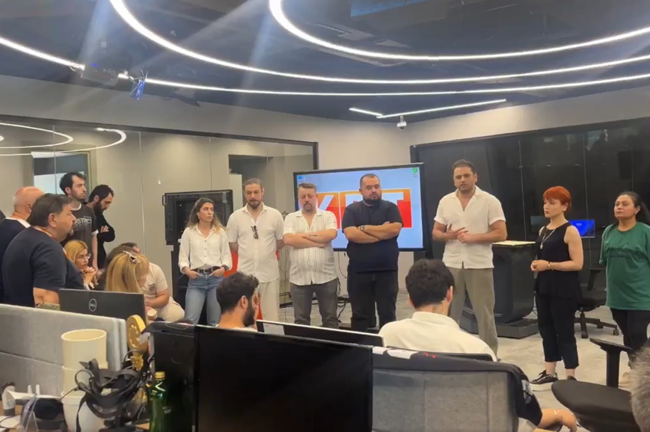 KRT TV'de patron bir kez daha görüşmeye gelmedi