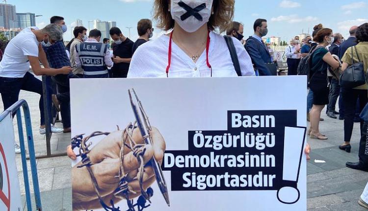 Avrupa’da ifade özgürlüğü geriliyor