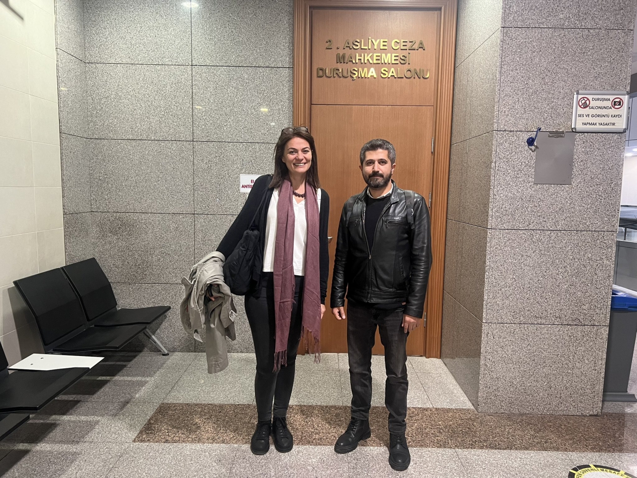 ‘Bahçeli ve Erdoğan’a hakaret’ davasında gazeteci Kurnaz’a hapis cezası