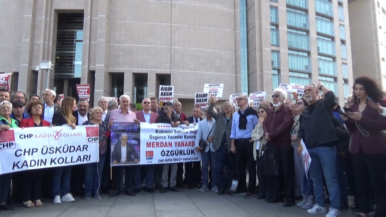 Merdan Yanardağ için adliye önünde basın açıklaması: “İlk değil, son da olmayacak”