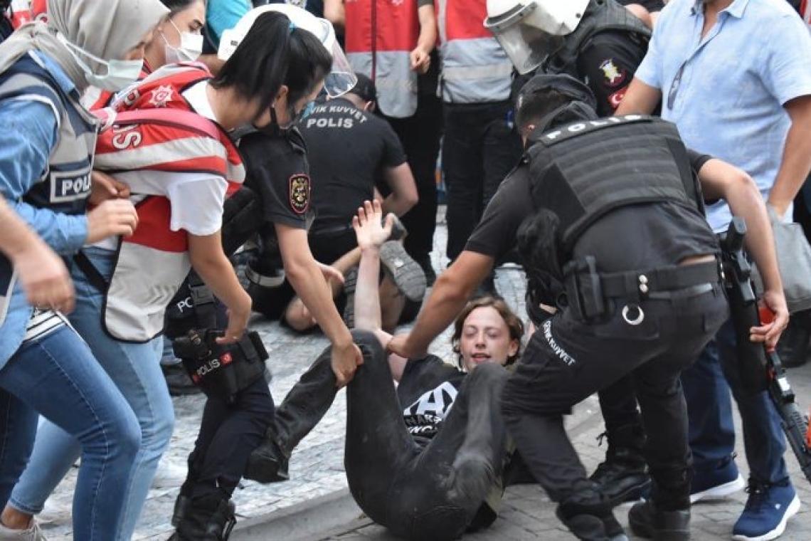 MLSA’nın itirazıyla Valiliğin işkenceci polisleri koruyan kararı kaldırıldı