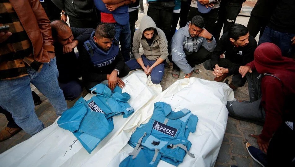 Gazze’de 2 gazeteci İsrail’in saldırılarında yaşamını yitirdi