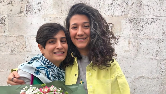 İran 2 kadın gazeteciye 6'şar yıl hapis cezası verdi