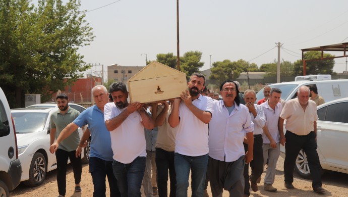 Gazeteci Yılmaz memleketinde toprağa verildi