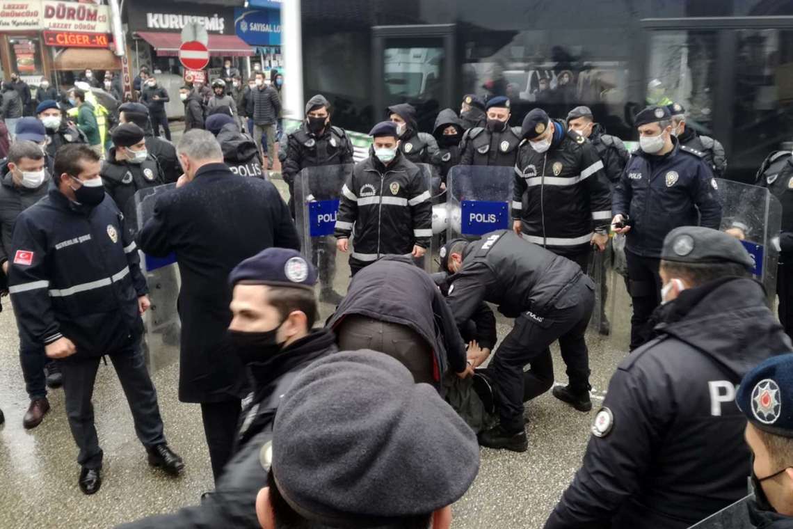 Gazeteciler Kaplanoğlu, Derya ve Küpeli’nin davası Kasım ayına ertelendi