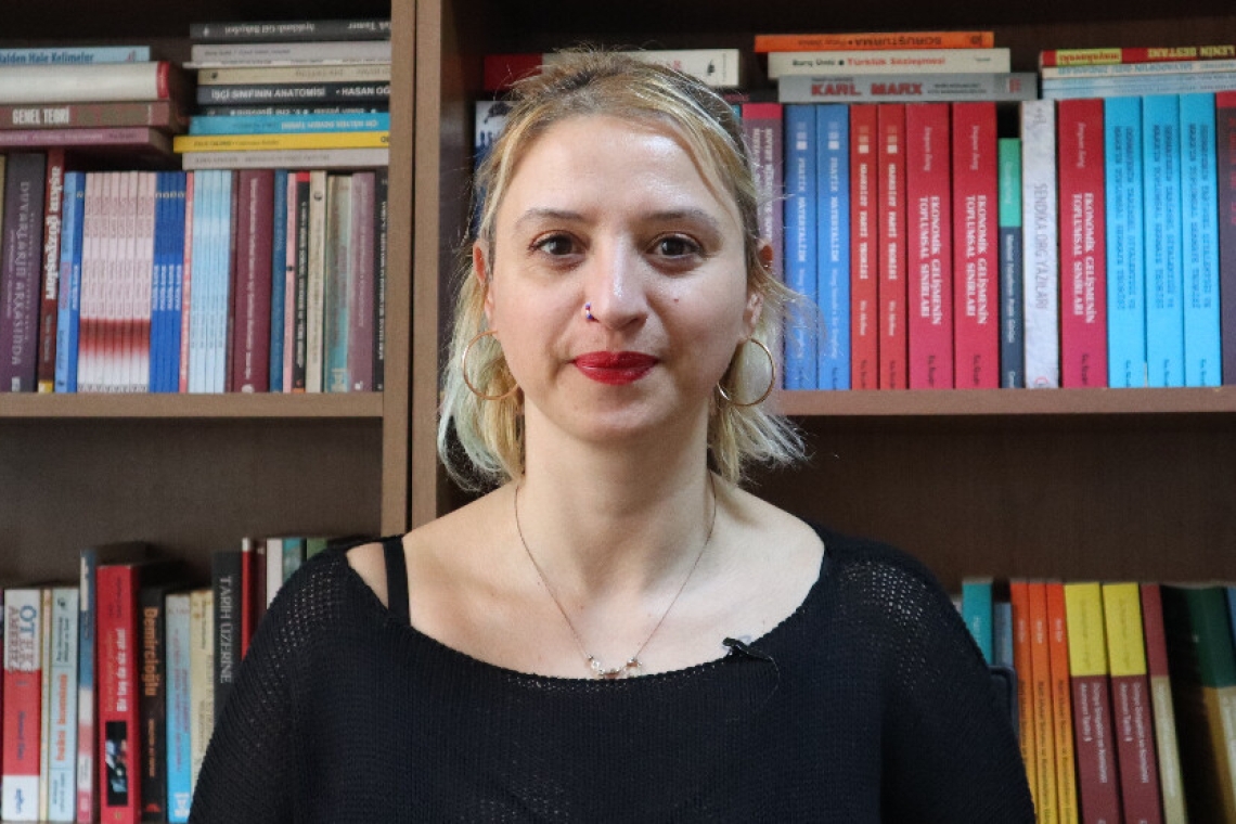 Gazeteci Pınar Gayıp'ın yeniden yargılandığı dava ertelendi