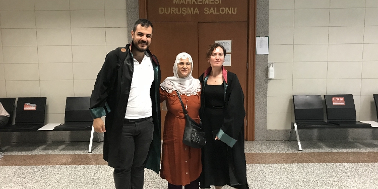 Gazeteciler Tunççelik ve Coşkun davası ertelendi