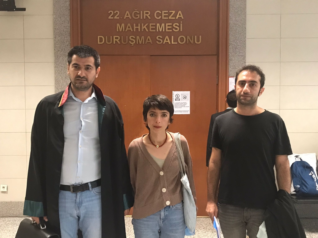 Gazeteci Eser ve Topaloğlu'nun duruşması ertelendi