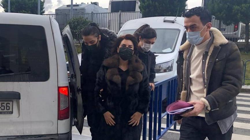 Gazeteci Sedef Kabaş hakkında 12 yıl 10 aya kadar hapis talebi