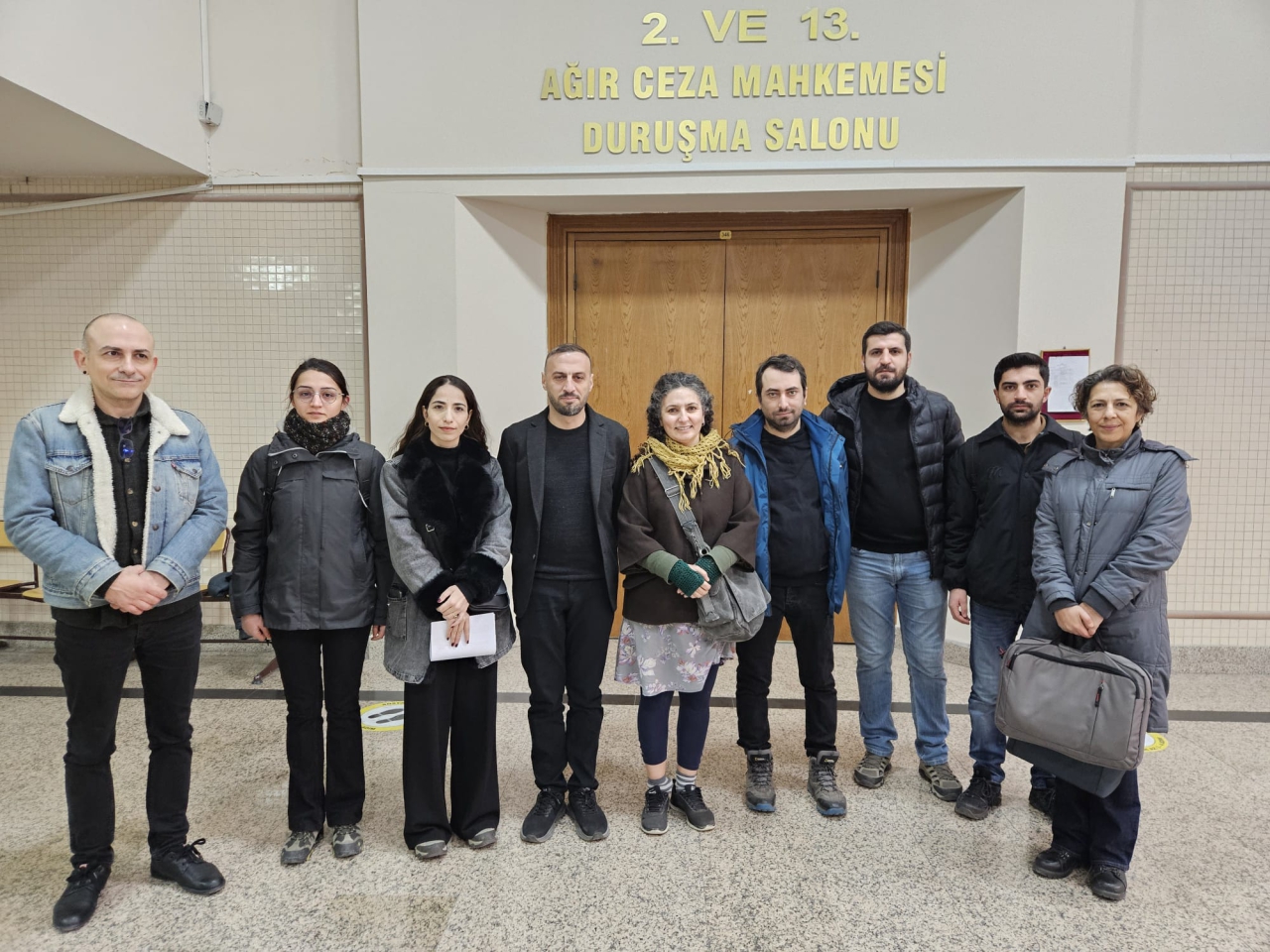 Gazetecilerin adli kontrol şartı kaldırıldı