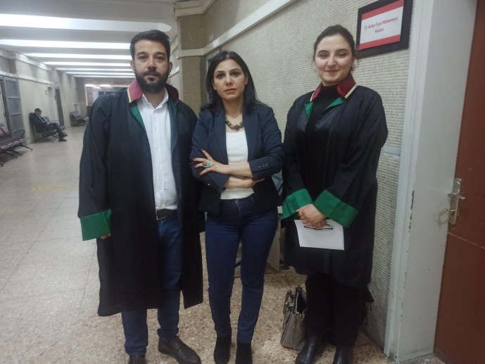 Gazeteci Sibel Hürtaş’ın yargılandığı davaya devam edildi