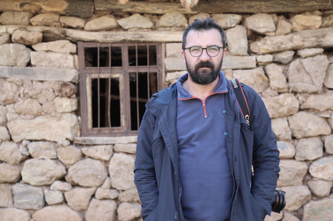 Tutuklu gazeteci Adnan Bilen'e Kürtçe gazete verilmedi